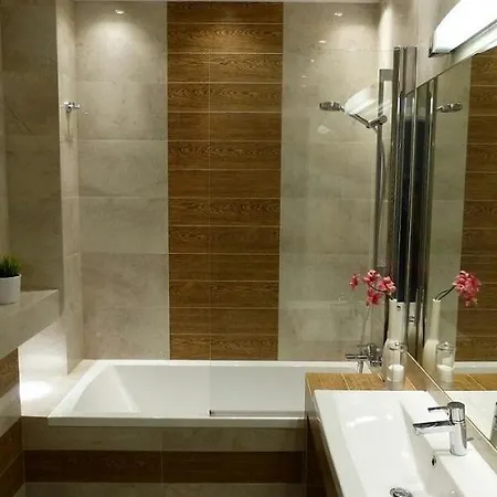 Lord House Apartment *